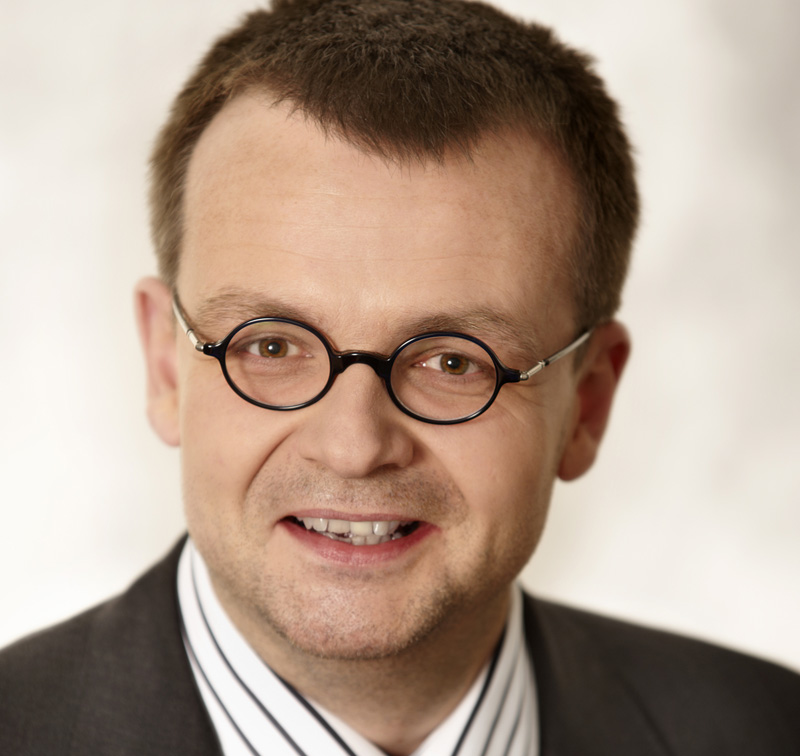 Dr. Felix Osterheider