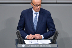 Friedrich Merz hält eine Rede