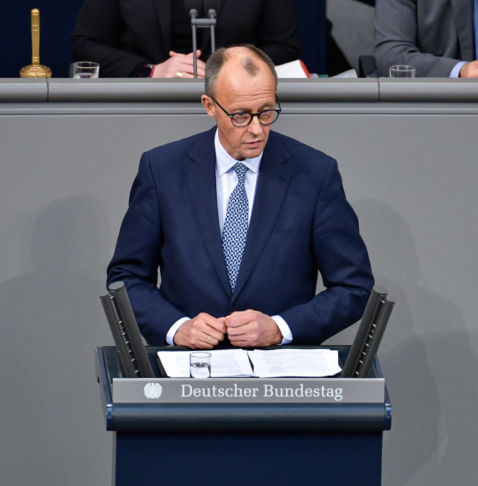 Friedrich Merz hält eine Rede